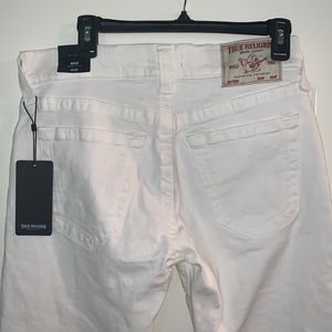 TRUE RELIGION ROCCO BRAND NEW WITH TAGS SIZE 30 RELAXED SKINNY JEANS